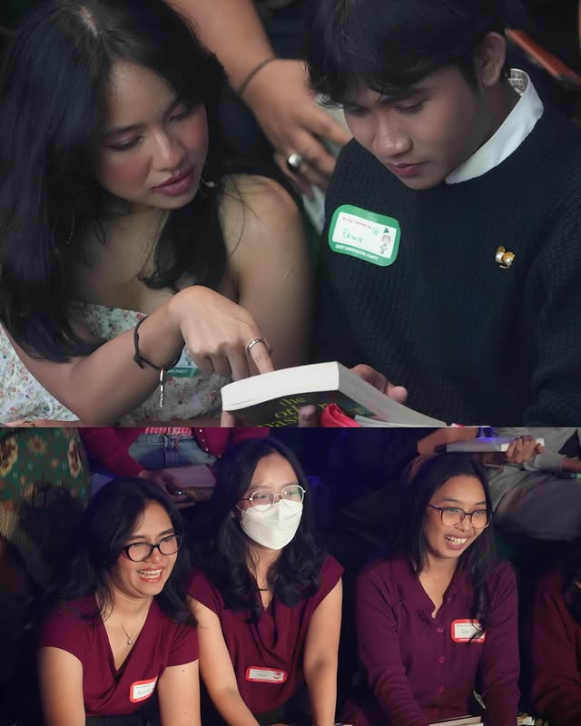 Bookish Secret Santa with @america photo 1