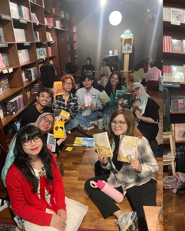 Meet Cute at Bookclub photo 1